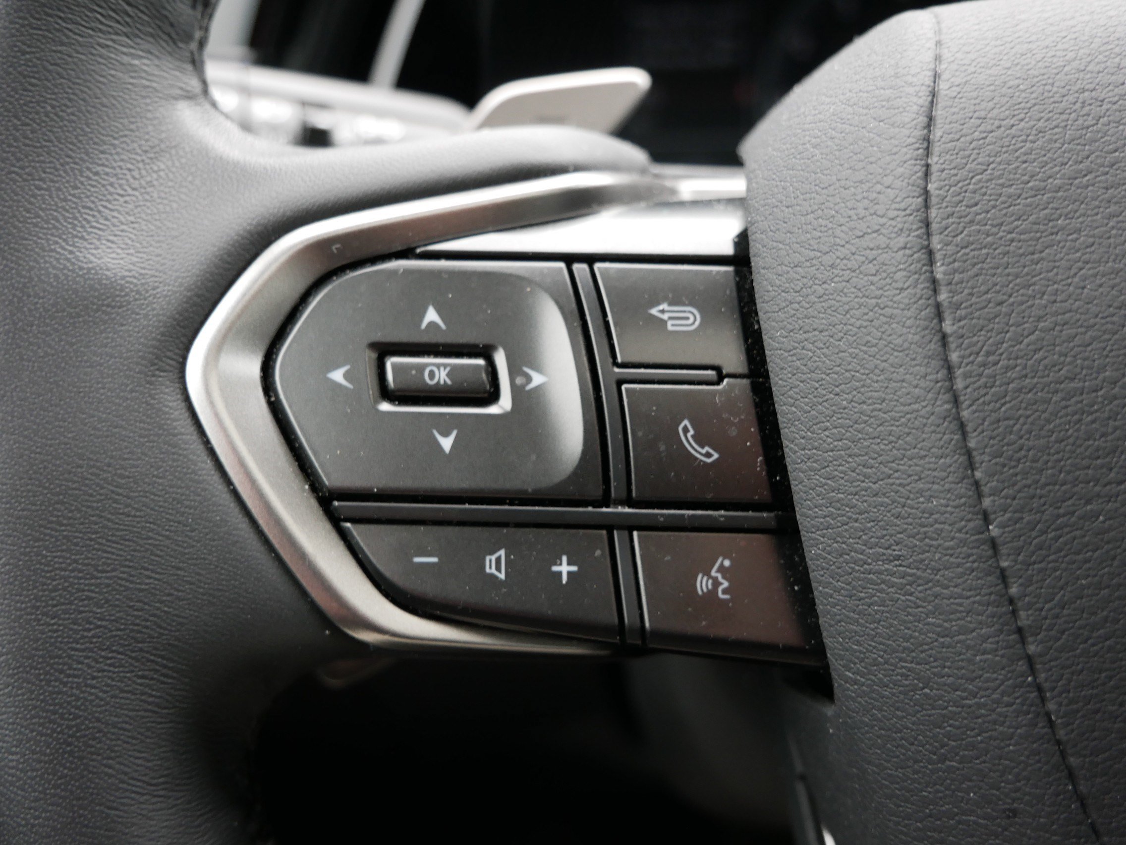 Used 2024 Lexus RX 350 AWD image 27