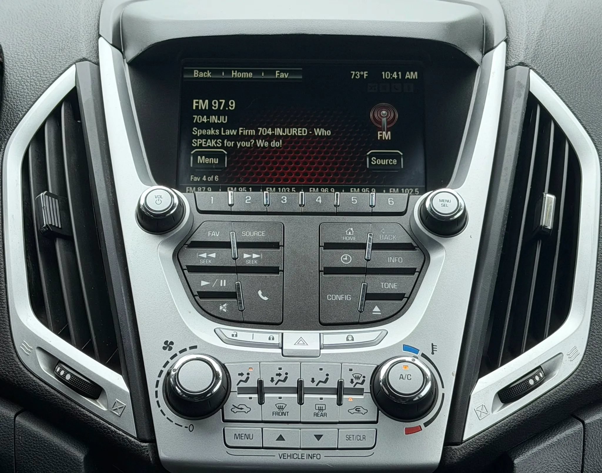 Used 2015 GMC Terrain SLE FWD image 15