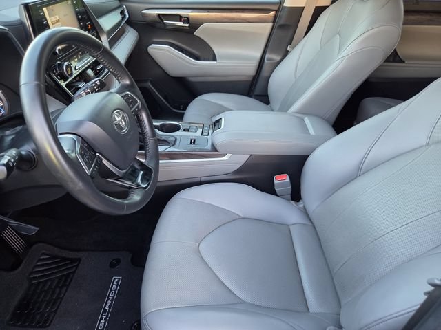 Used 2020 Toyota Highlander Limited AWD/4WD image 11