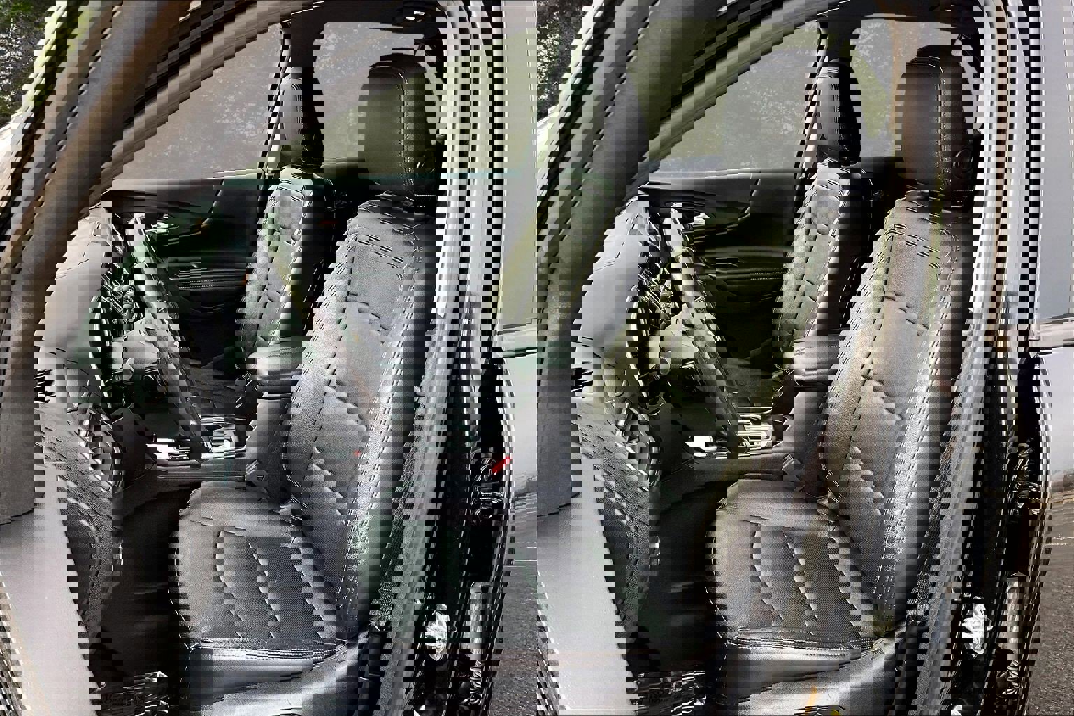 Used 2020 Chevrolet Equinox Premier w/ Premier Redline Edition image 22