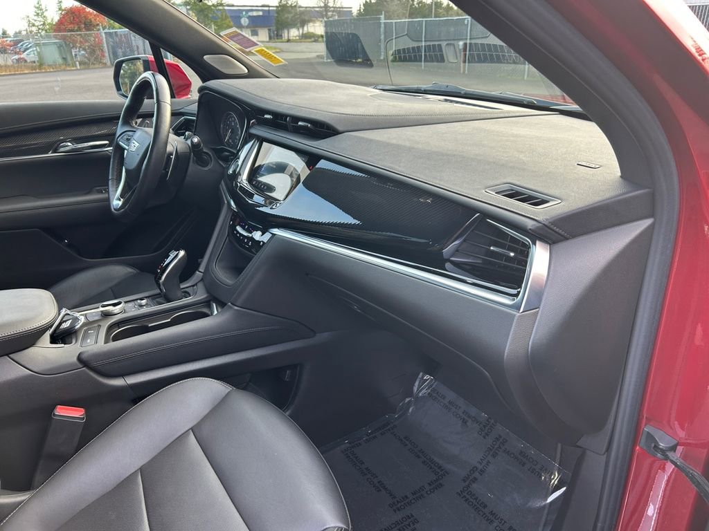 Used 2024 Cadillac XT6 Sport w/ Technology Package AWD/4WD image 27