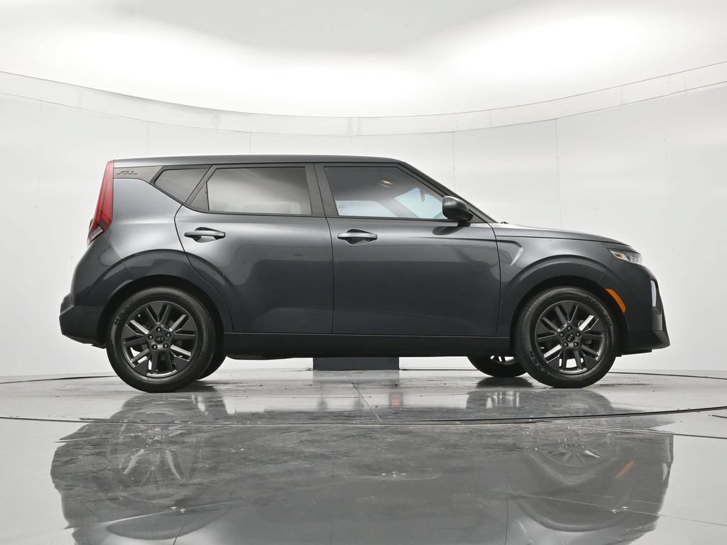 Used 2021 Kia Soul S FWD image 39