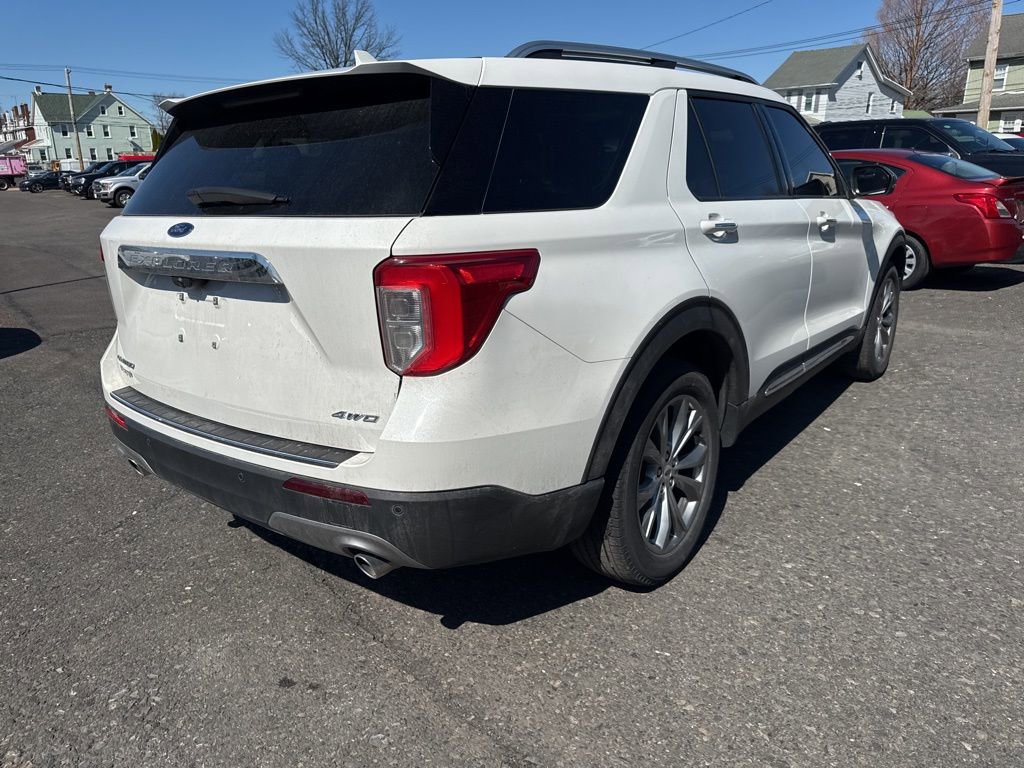 Used 2022 Ford Explorer Limited w/ Equipment Group 301A image 4