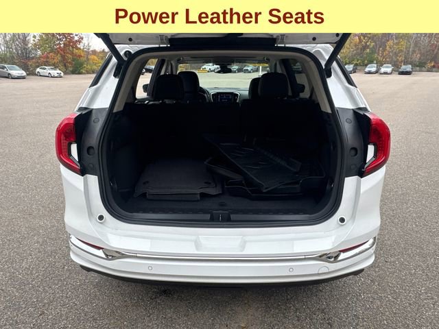 Used 2023 GMC Terrain Denali image 12