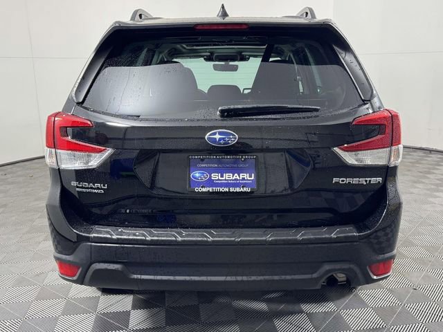 Certified 2023 Subaru Forester Premium image 9