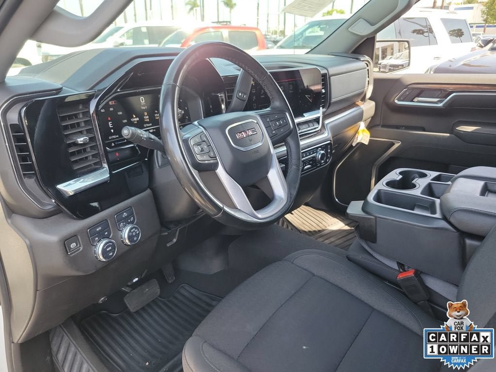 Used 2024 GMC Sierra 1500 Elevation AWD/4WD image 16