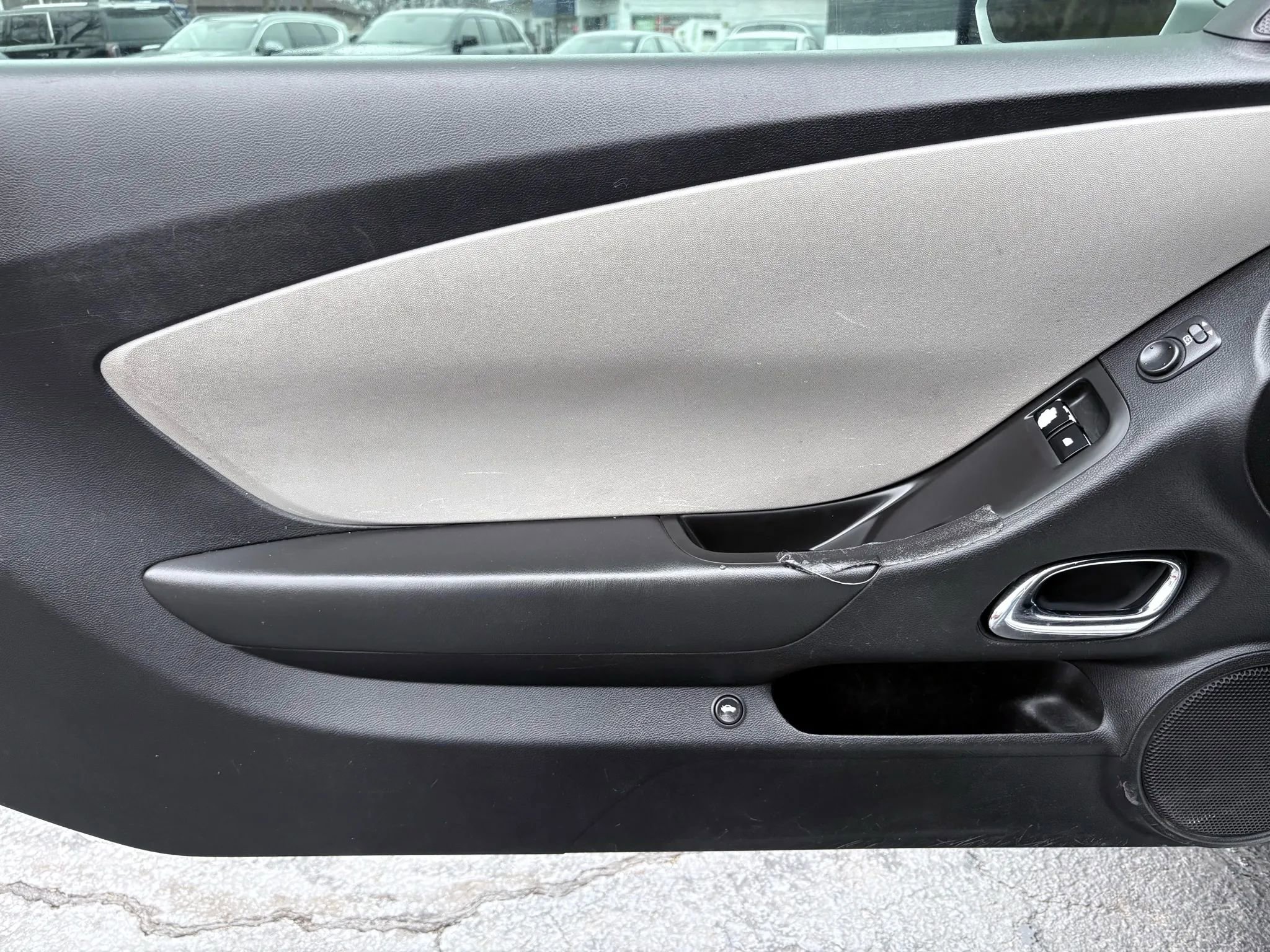 Used 2010 Chevrolet Camaro LS RWD image 8