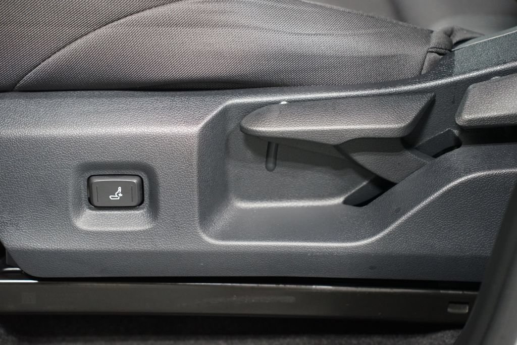 Certified 2025 Toyota Tacoma SR5 RWD image 34
