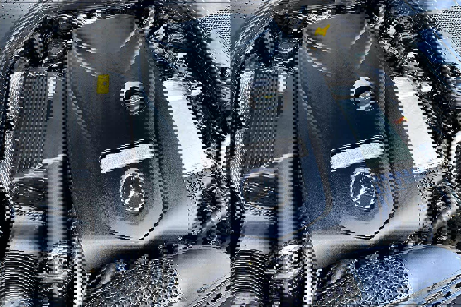 Used 2016 Mercedes-Benz C 300 4MATIC Sedan image 32