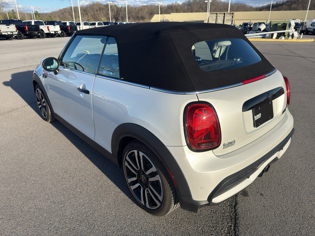 Used 2024 MINI Cooper S image 3