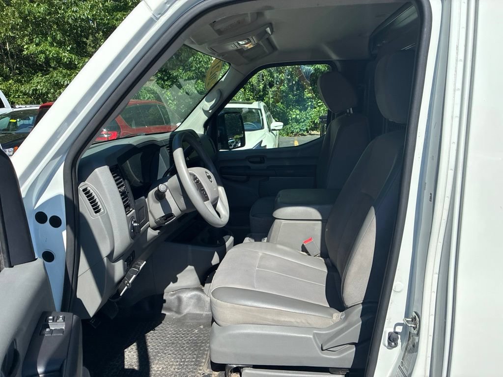 Used 2021 Nissan NV 2500 SV RWD image 17