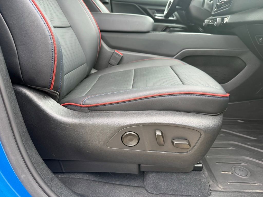 Used 2025 Chevrolet Silverado EV RST image 24