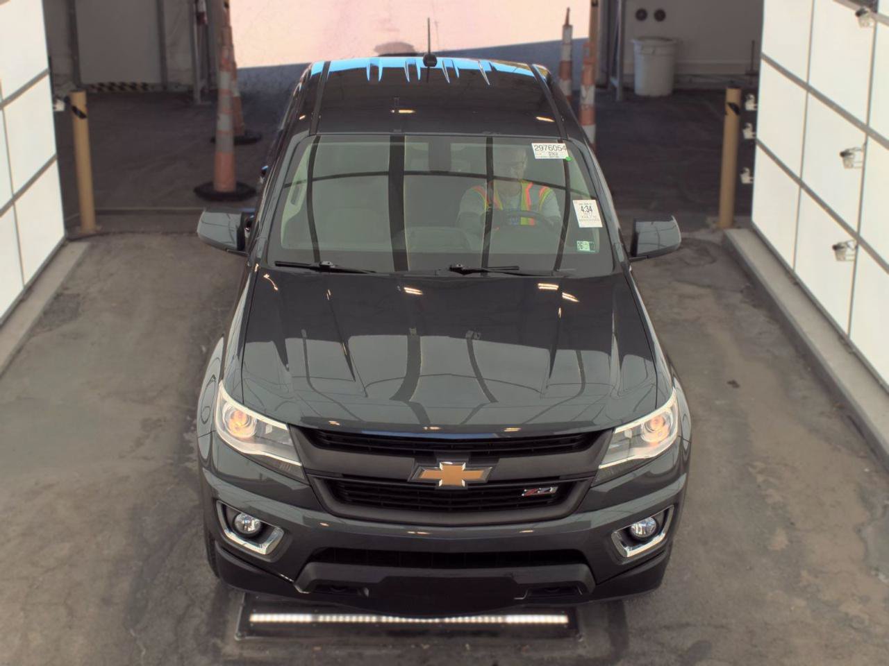 Used 2017 Chevrolet Colorado Z71 AWD/4WD image 6