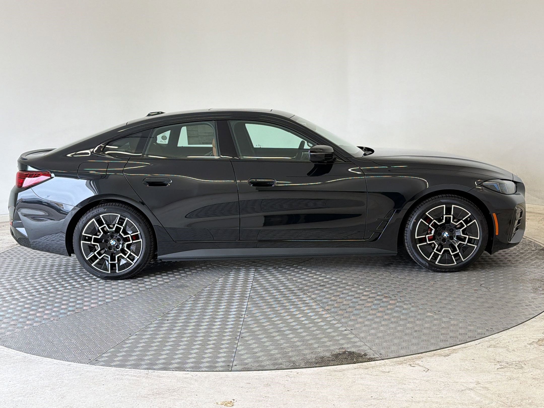 New 2026 BMW i4 xDrive40i w/ M Sport Package AWD/4WD image 8