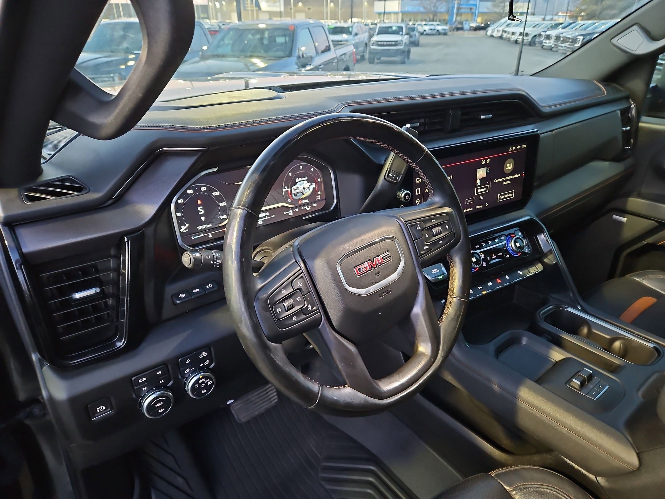 Used 2024 GMC Sierra 2500 AT4 w/ AT4 Premium Plus Package image 17