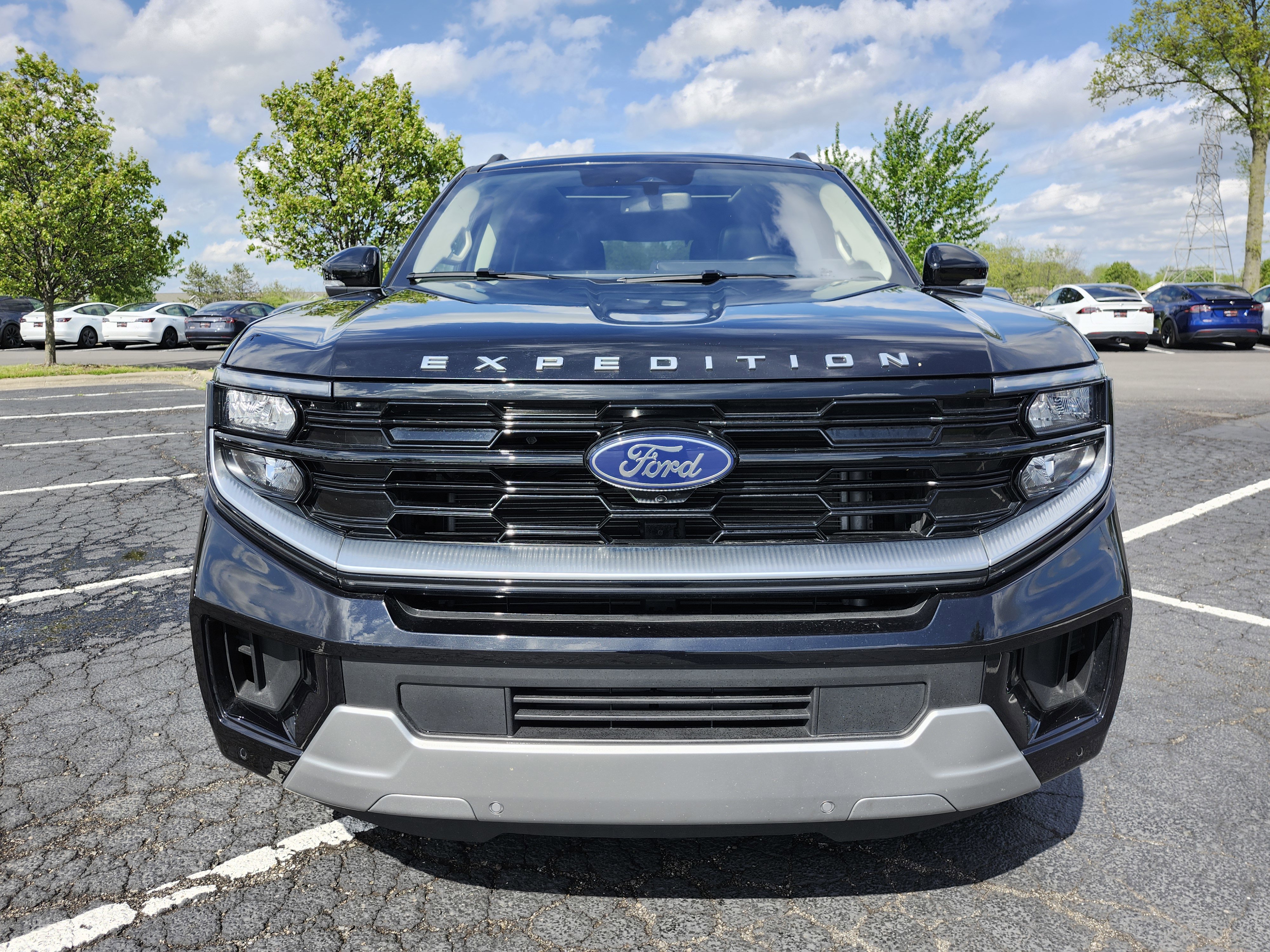 Used 2025 Ford Expedition Platinum AWD/4WD image 16