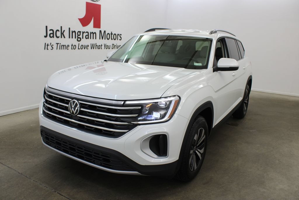 New 2026 Volkswagen Atlas SE FWD image 2