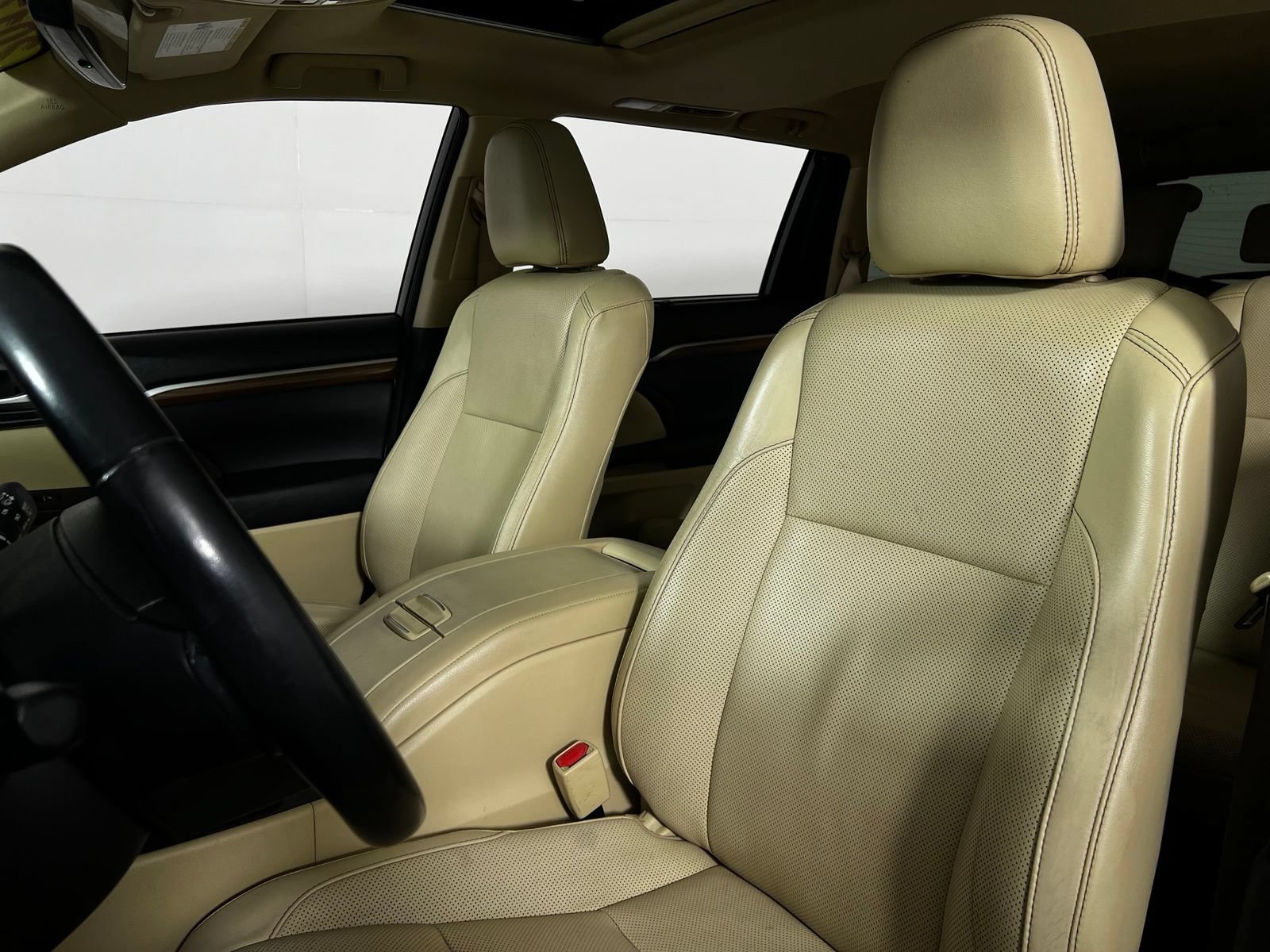 Certified 2017 Toyota Highlander Limited FWD image 13