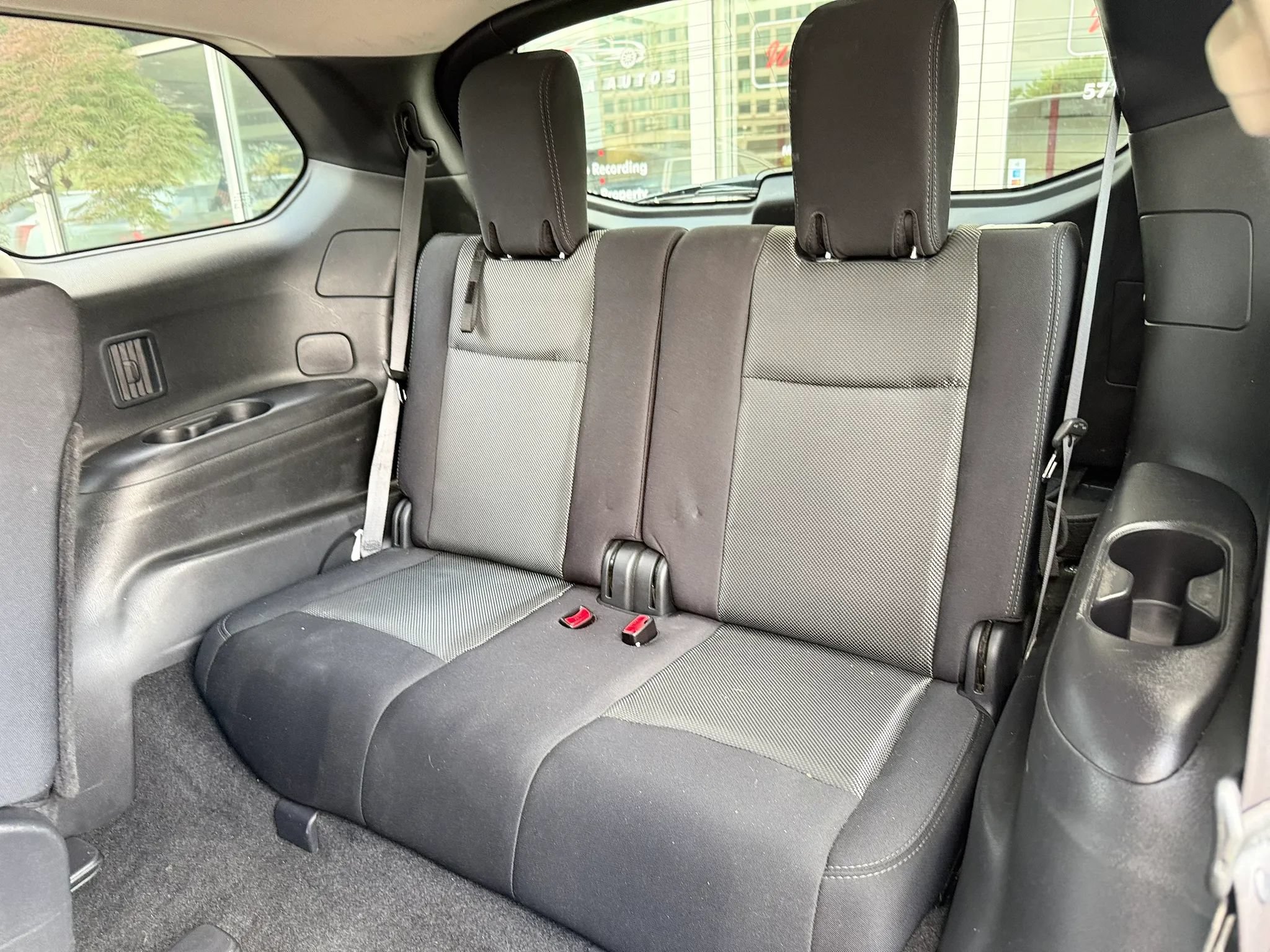 Used 2018 Nissan Pathfinder SV AWD/4WD image 29