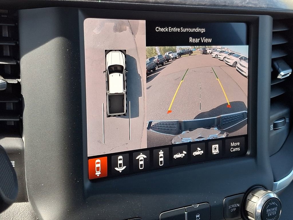 Used 2024 RAM 2500 Big Horn w/ Towing Technology Group AWD/4WD image 18