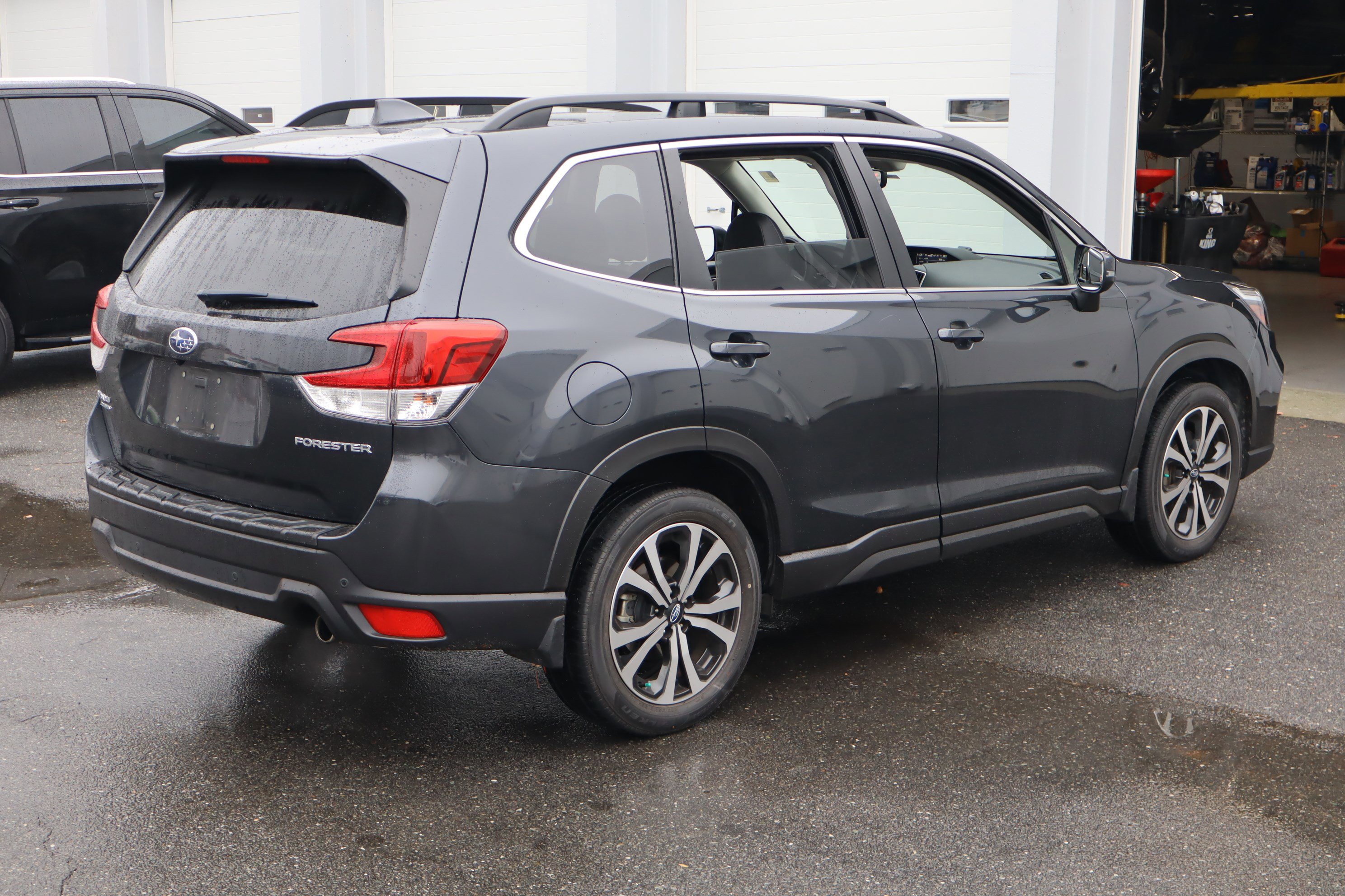 Used 2019 Subaru Forester Limited w/ Popular Package #3 image 10