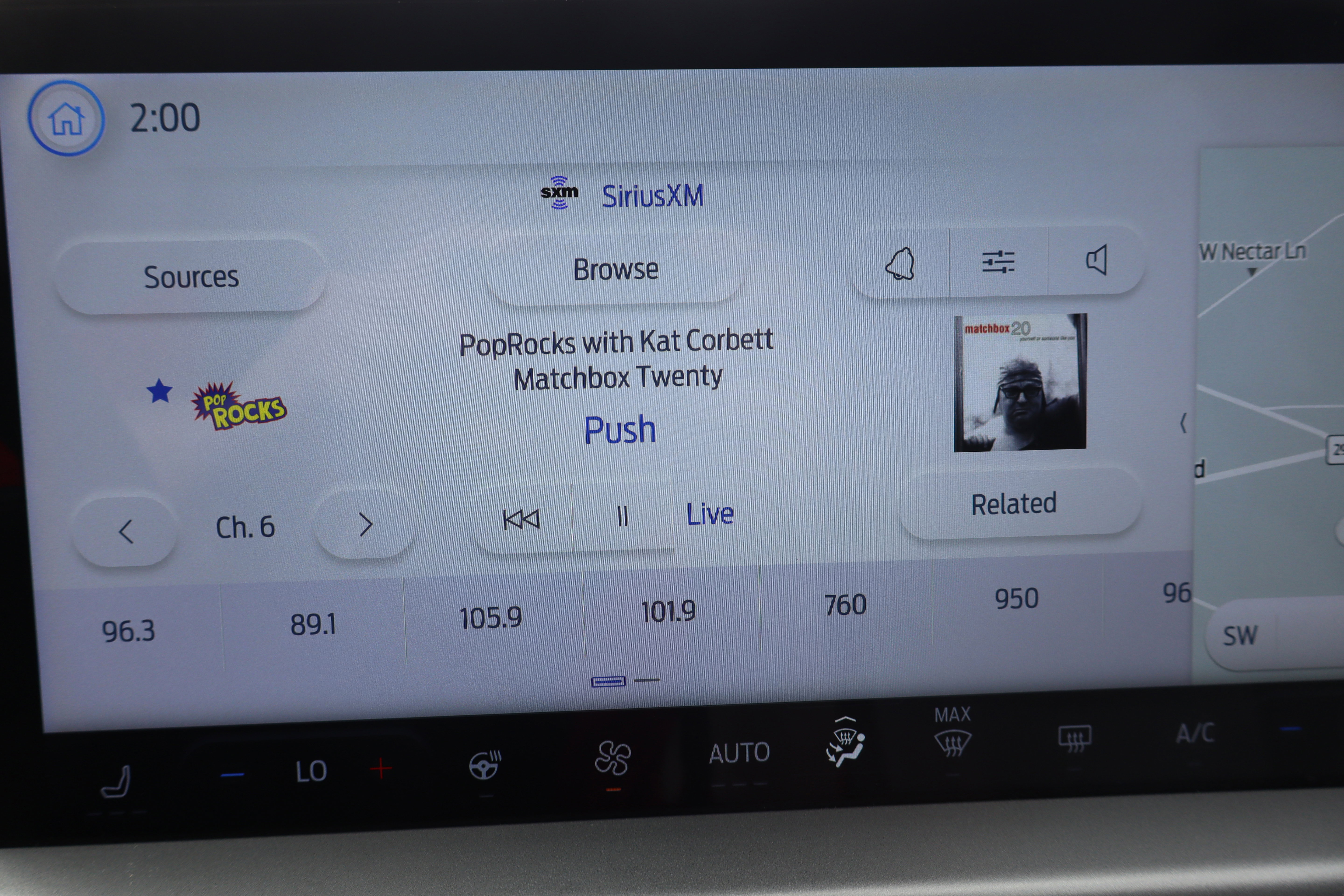 Used 2025 Ford Escape SE image 19