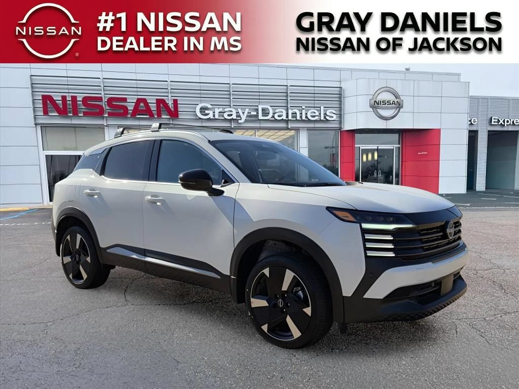 New 2026 Nissan Kicks SR w/ Cold Weather Package