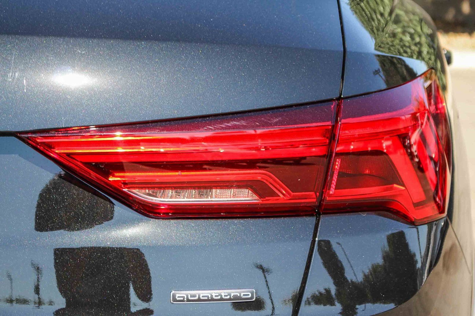 Used 2025 Audi Q3 2.0T Premium w/ Convenience Package AWD/4WD image 9