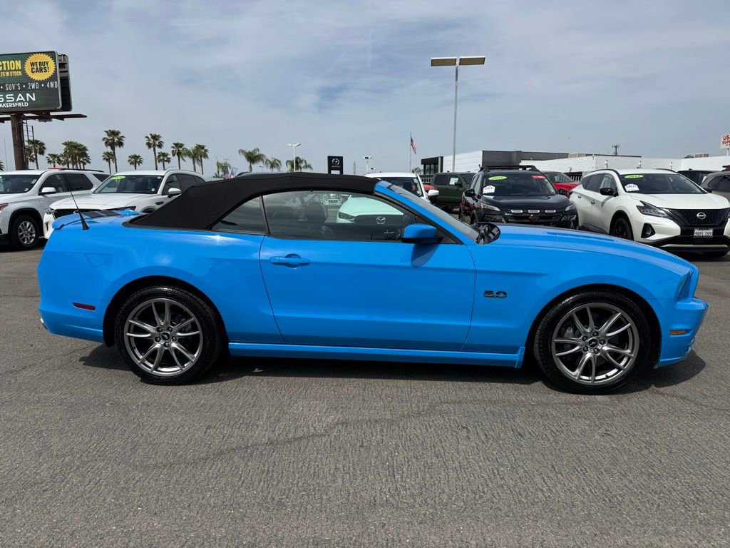 Used 2013 Ford Mustang GT Premium w/ Brembo Brake Pkg image 8