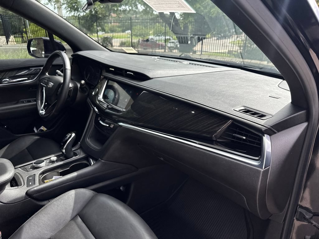 Used 2021 Cadillac XT6 Premium Luxury AWD/4WD image 39