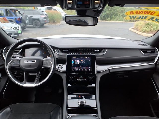 Certified 2022 Jeep Grand Cherokee Altitude image 15