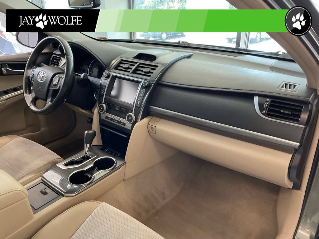Used 2013 Toyota Camry XLE w/ Leather Pkg FWD image 17