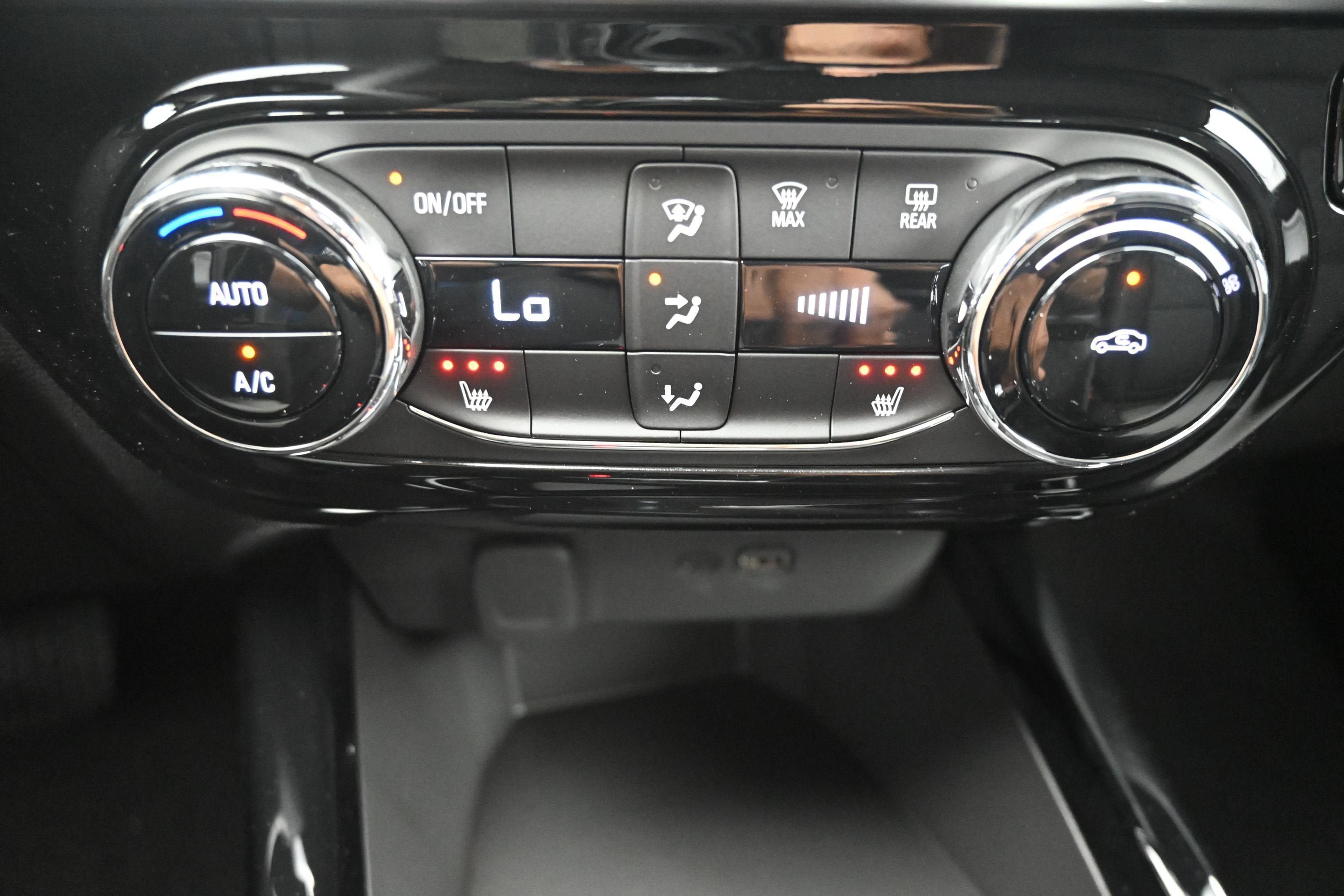 New 2026 Chevrolet Trax LT w/ Driver Confidence Package FWD image 16