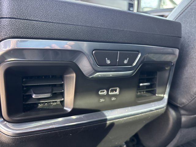 Used 2024 Chevrolet Silverado 3500 High Country w/ High Country Premium Package image 23