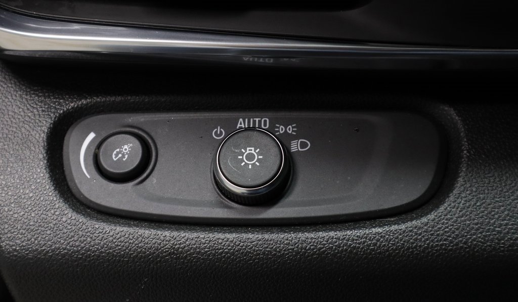 Used 2024 Buick Envista Preferred w/ Convenience I Package image 27