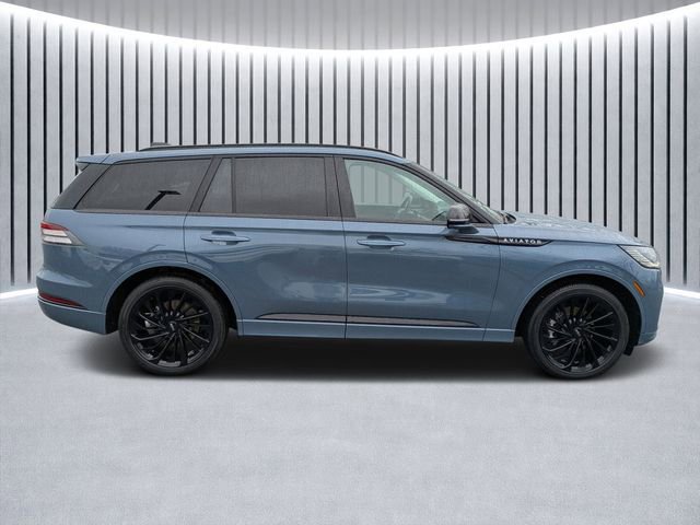 New 2025 Lincoln Aviator Reserve w/ Luxury Package video 2