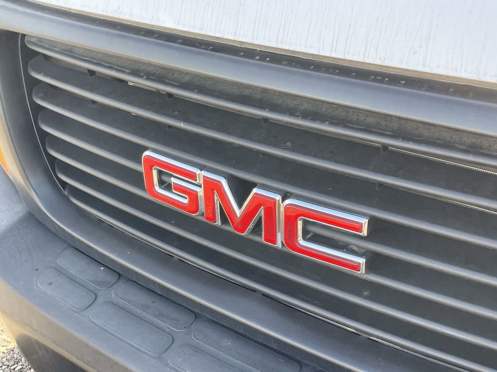 New 2025 GMC Savana 2500 Extended w/ Driver Convenience Package image 30