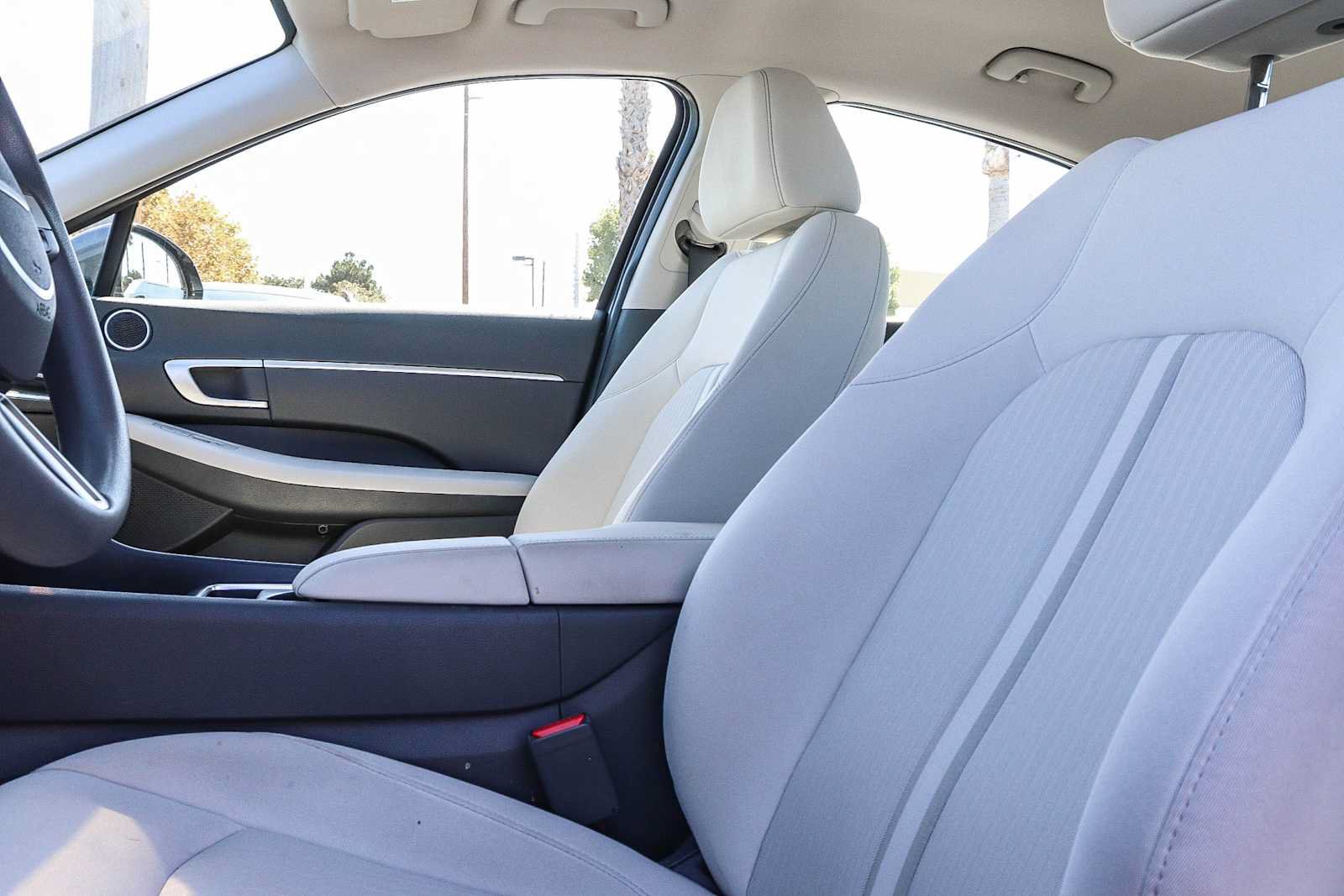 Used 2025 Hyundai Sonata SEL FWD image 28