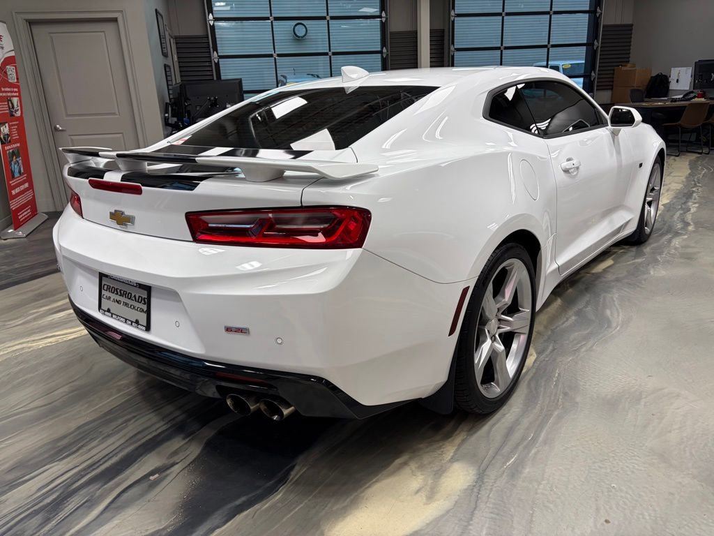 Used 2018 Chevrolet Camaro SS image 36