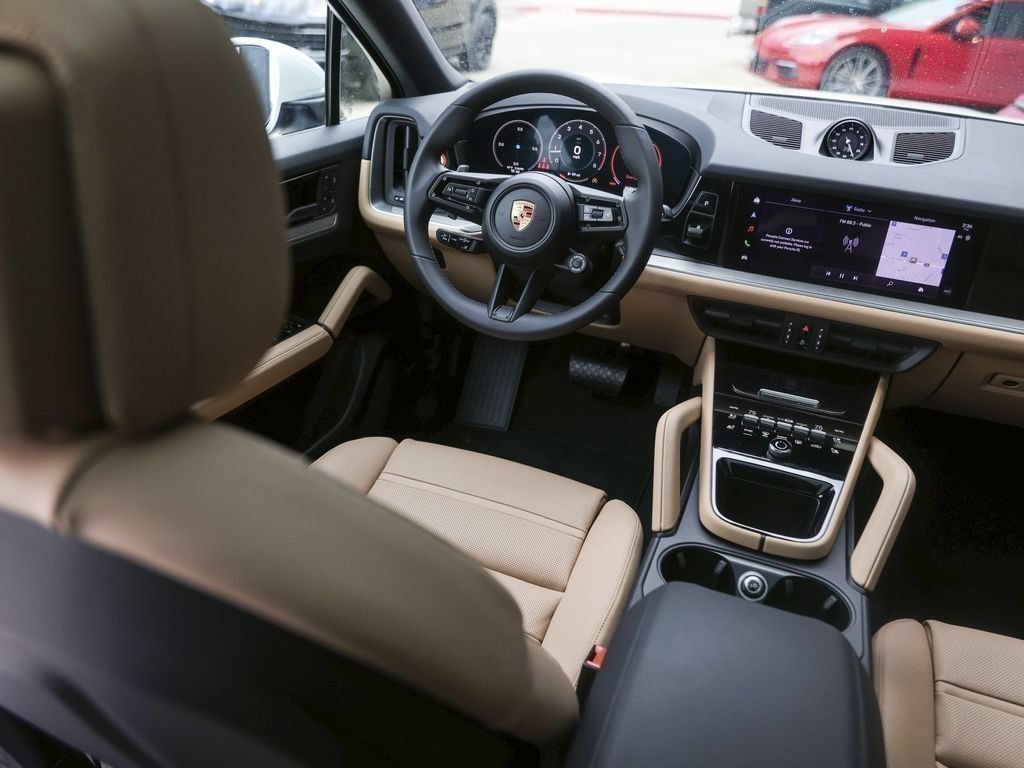 Certified 2026 Porsche Cayenne Coupe AWD/4WD image 33