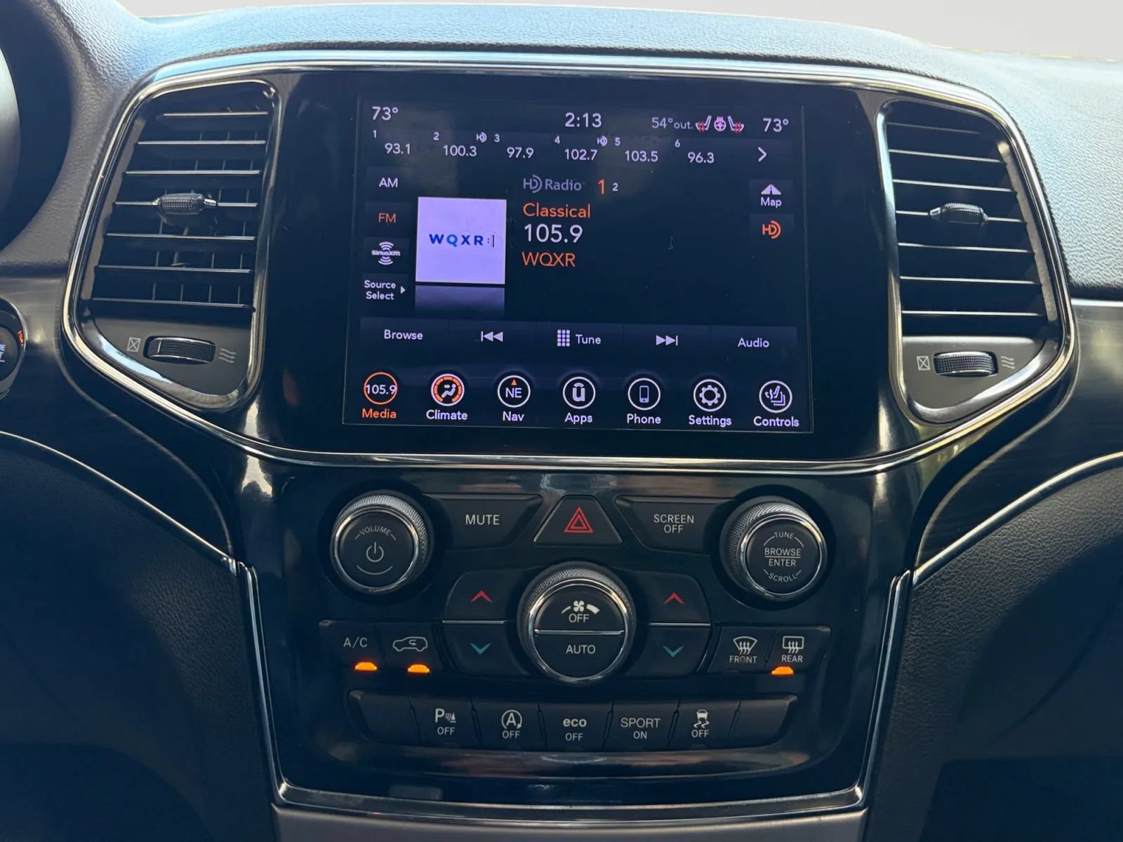 Used 2019 Jeep Grand Cherokee Limited AWD/4WD image 23