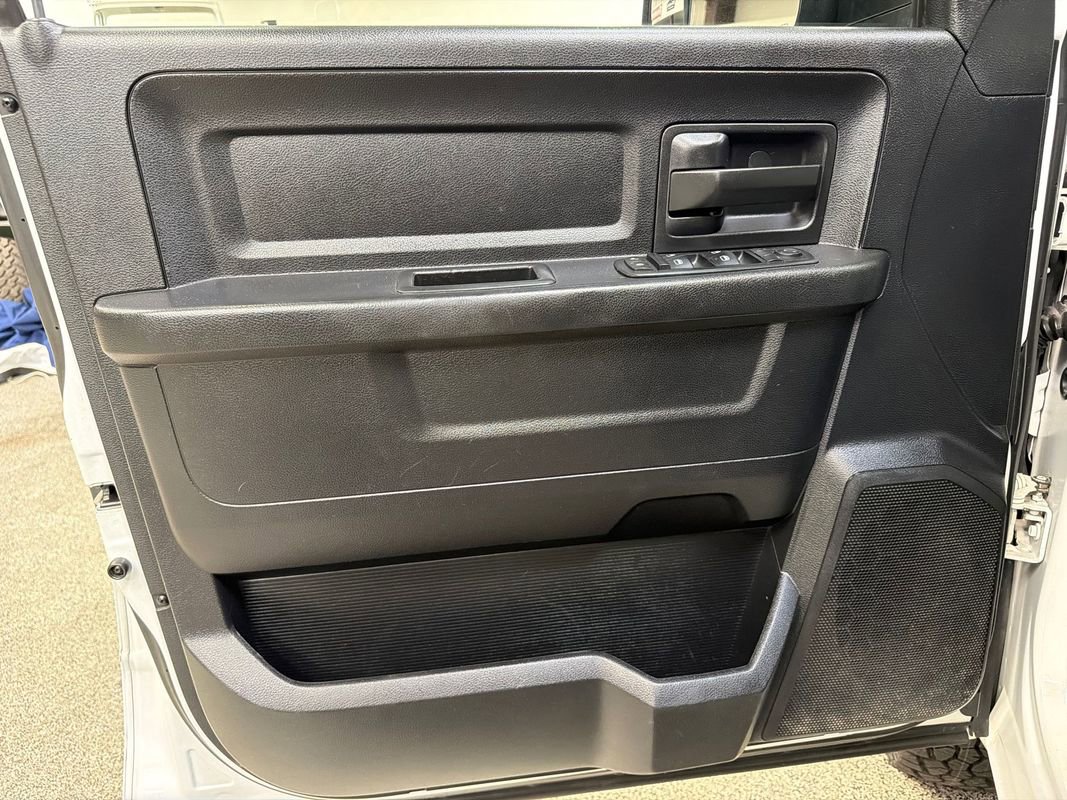 Used 2014 RAM 3500 Tradesman w/ Chrome Appearance Group AWD/4WD image 26