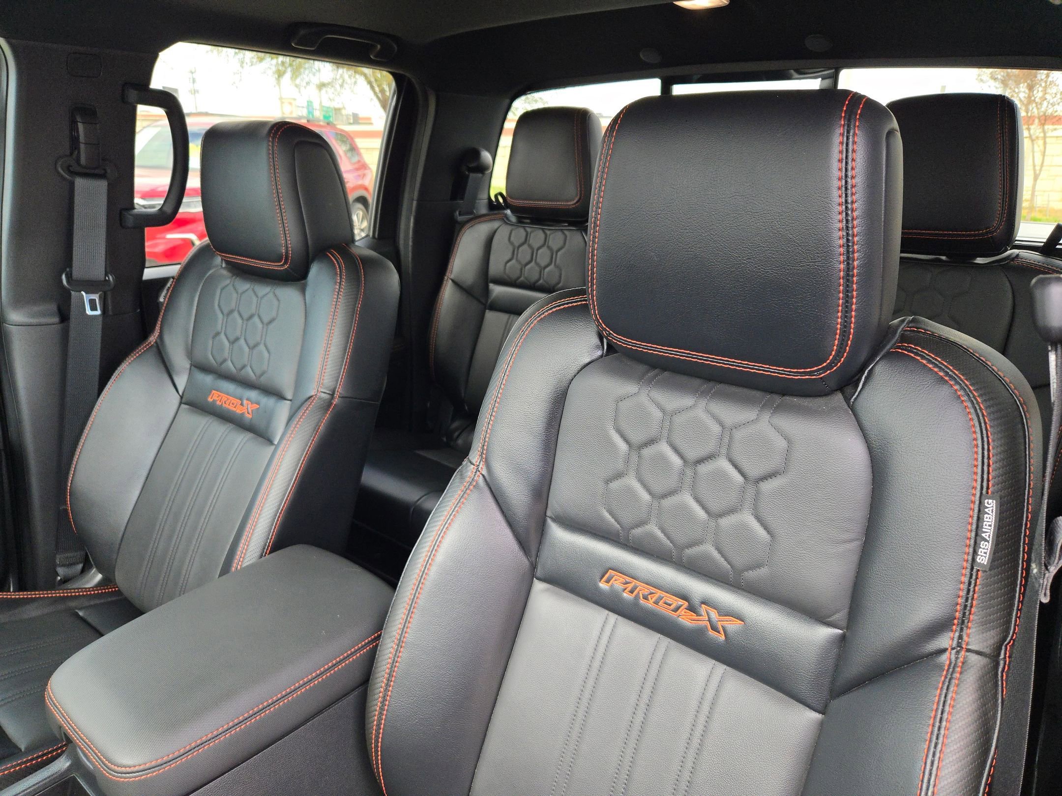 Used 2024 Nissan Frontier Pro-X w/ Pro Premium Package image 9