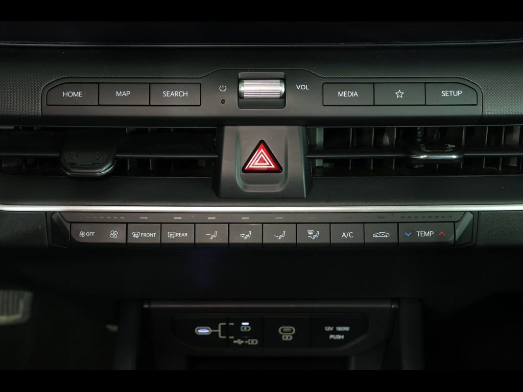 Used 2025 Kia K4 LXS image 24