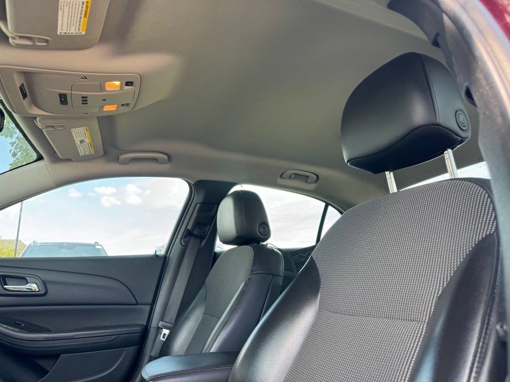 Used 2015 Chevrolet Malibu LT w/ Power Convenience Package FWD image 17