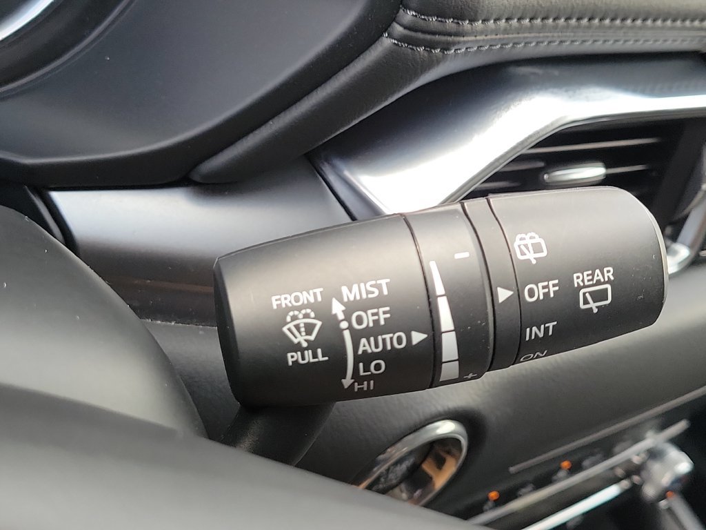 Used 2021 MAZDA CX-5 Touring FWD image 12