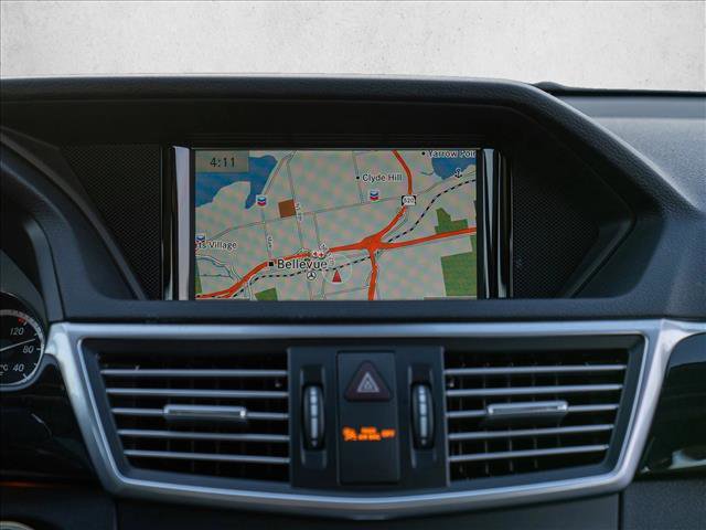 Used 2013 Mercedes-Benz E 550 4MATIC Sedan image 27