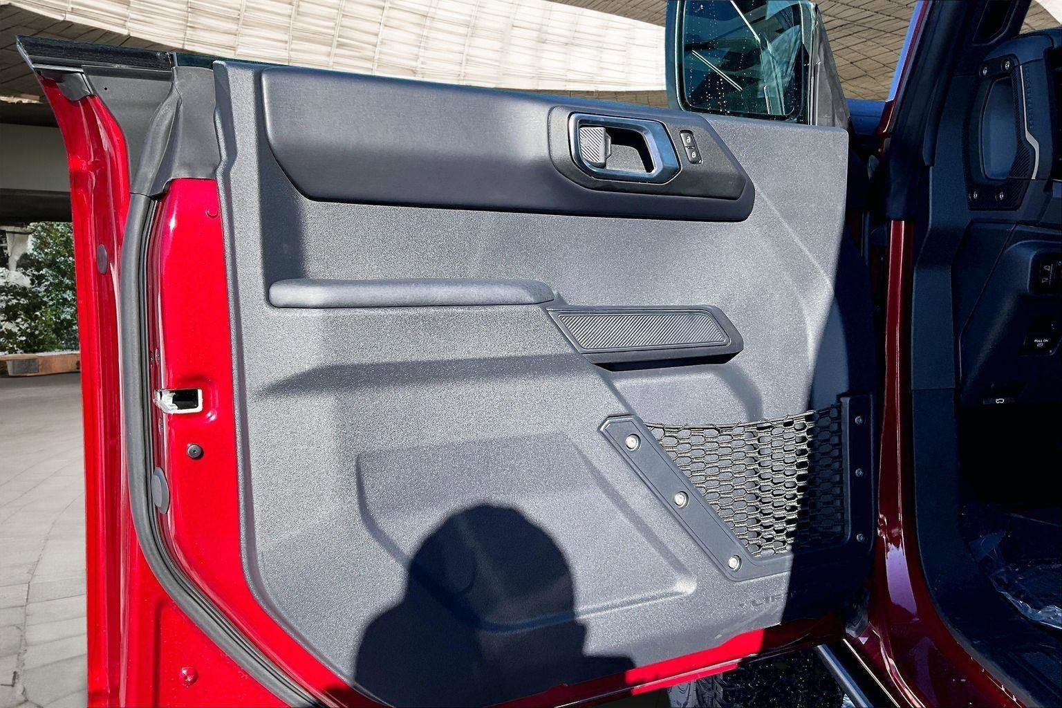 New 2025 Ford Bronco Badlands image 9