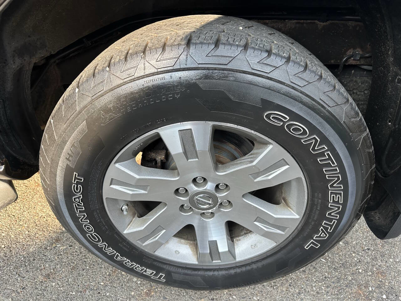 Used 2011 Nissan Pathfinder Silver image 32