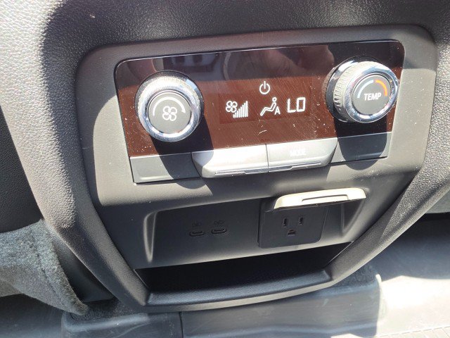 Used 2026 Chevrolet Traverse Z71 w/ Enhanced Driving Package AWD/4WD image 27